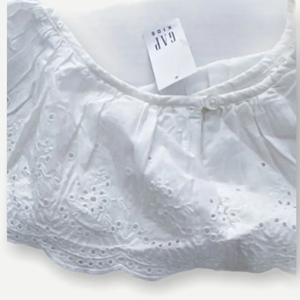 GAP Kids | Ivory | EYELET RUFFLE TOP